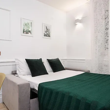 Classbnb - Apartment Just A 5 Minute Walk From Piazza Duomo-3